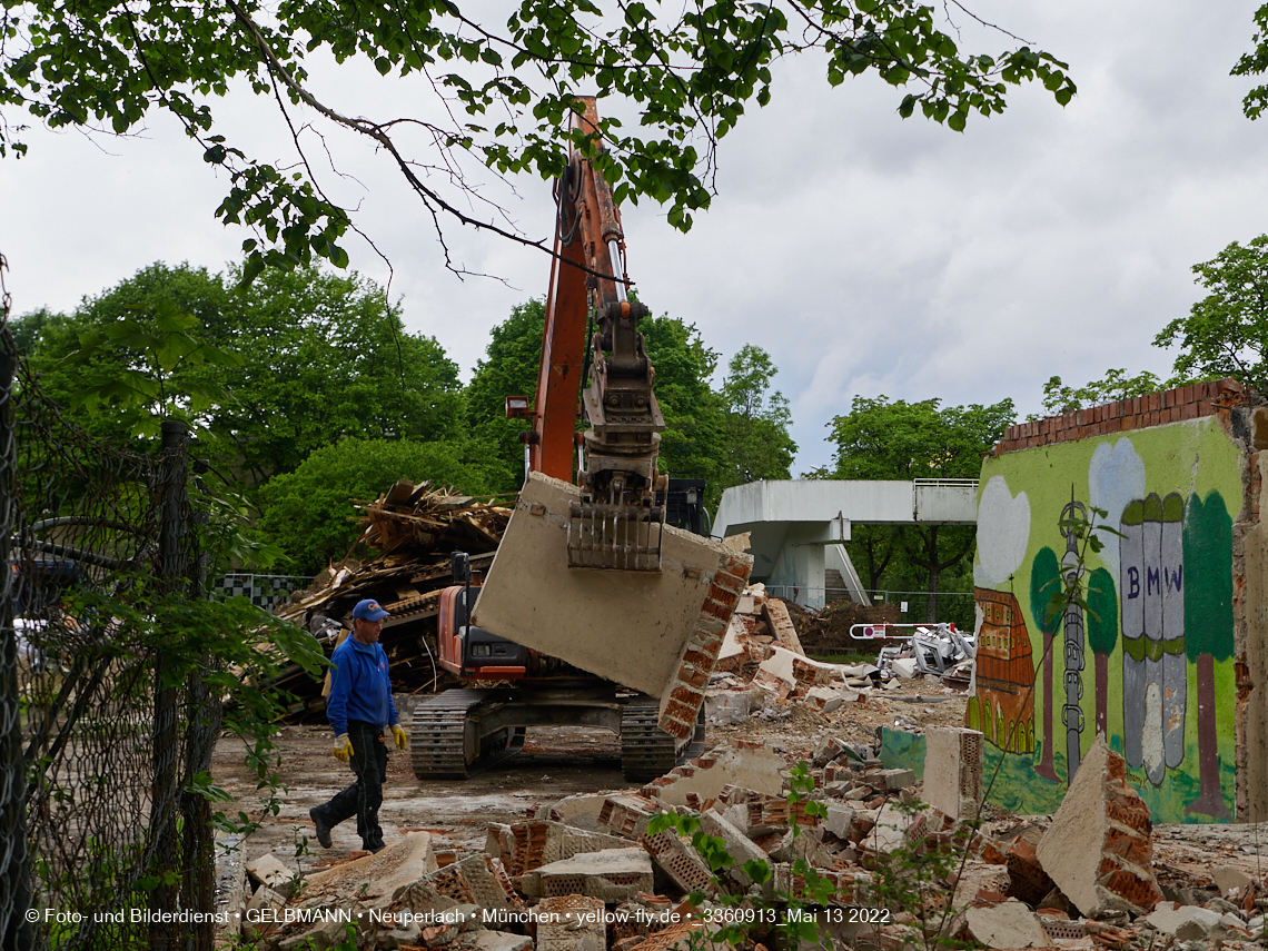 13.05.2022 - Baustelle am Haus für Kinder in Neuperlach